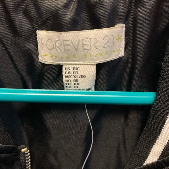 Black Jacket with White Stripes Forever 21 + - Picture 3 of 3